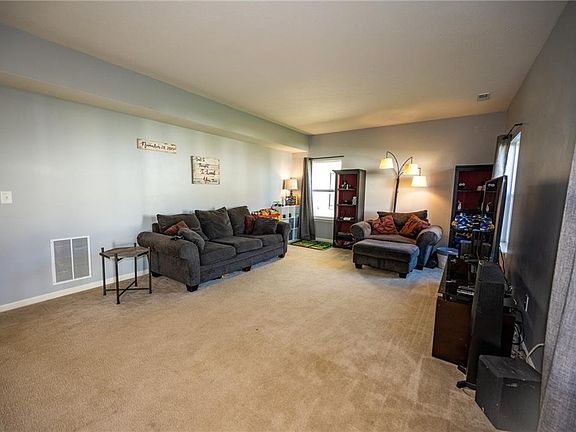 5th image of 15299 Atkinson Dr