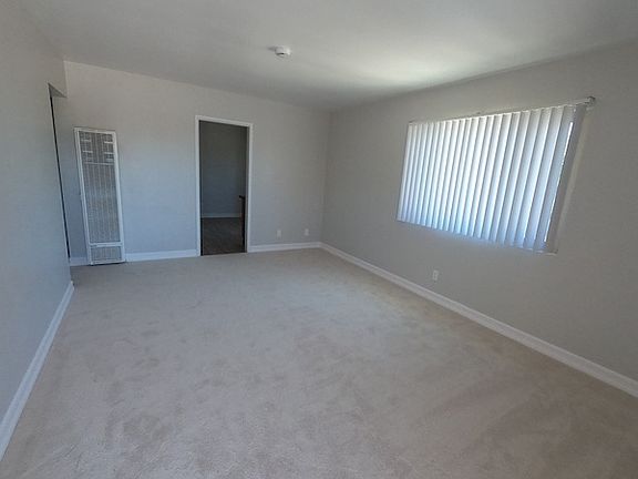 2nd image of 1534 Diamond St #1/2