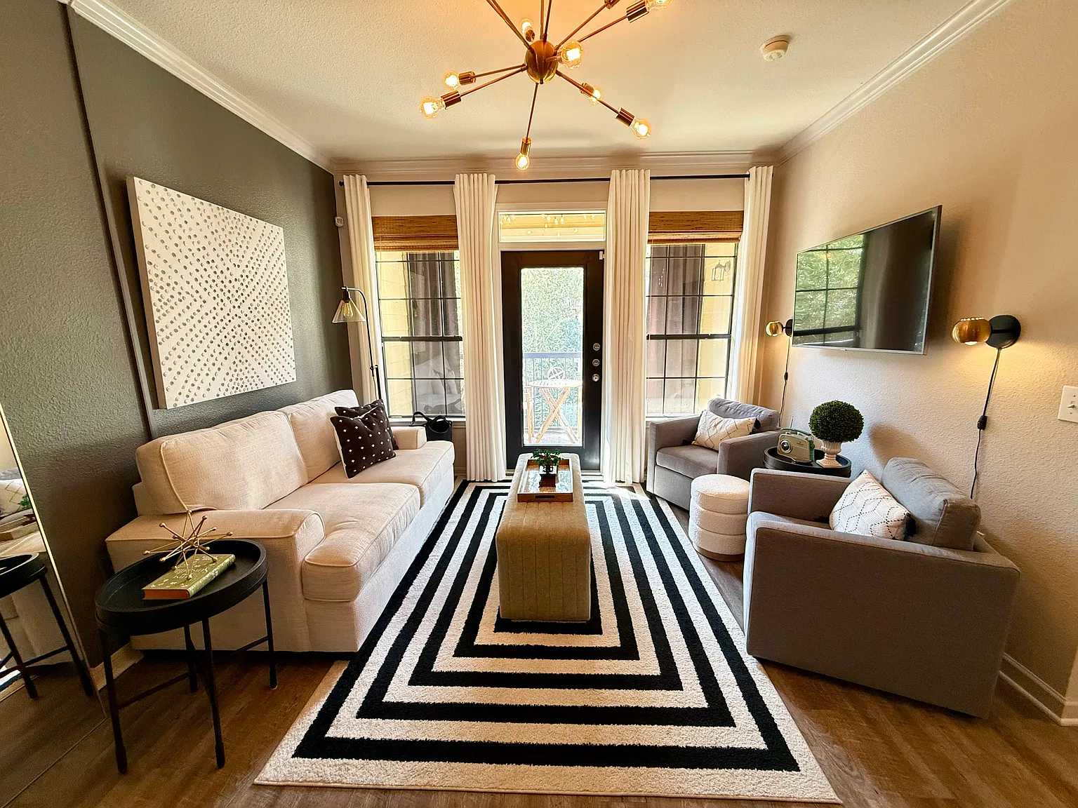 1 bed, 763 sqft, $1,600 — Photo 2