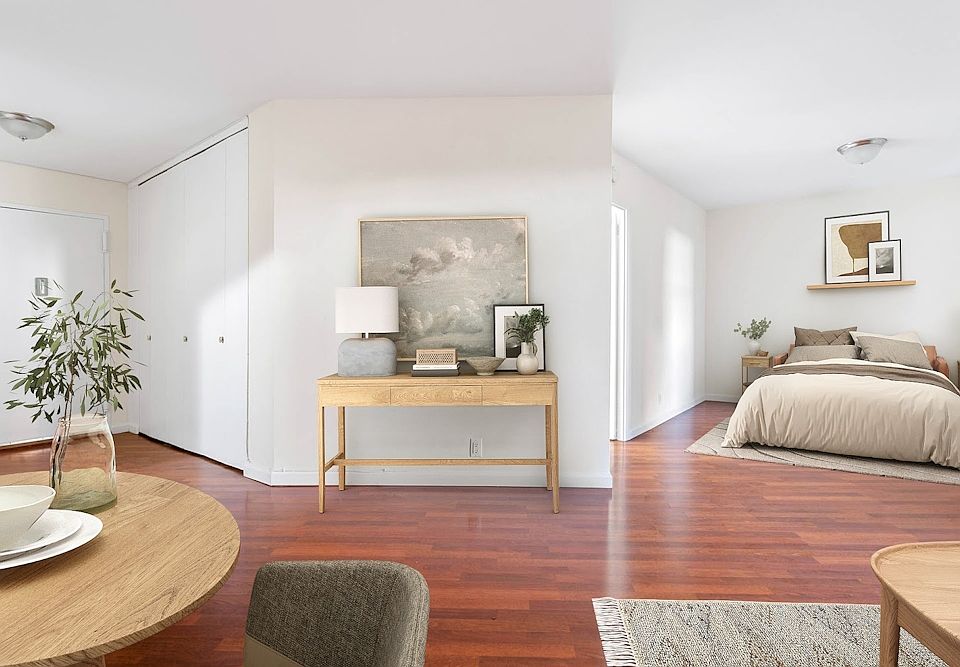 1st image of 104-40 Queens Blvd APT 10S