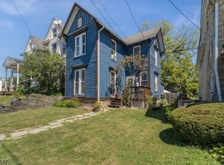 30 Broad St, Washington, NJ 07882
