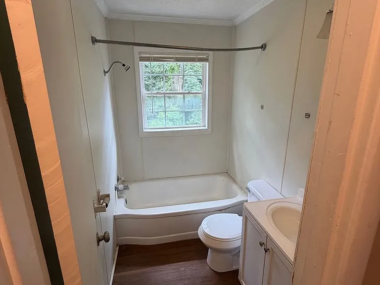 121 Sage St — Photo 6