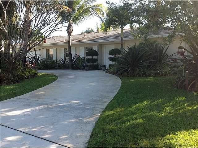 1st image of 260 River Dr
