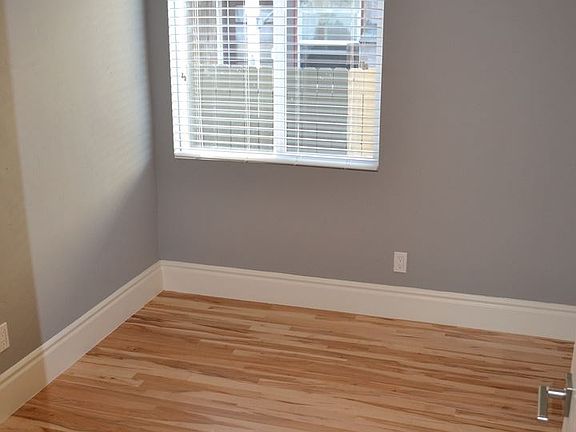 4th image of 4523 Wilson Ave