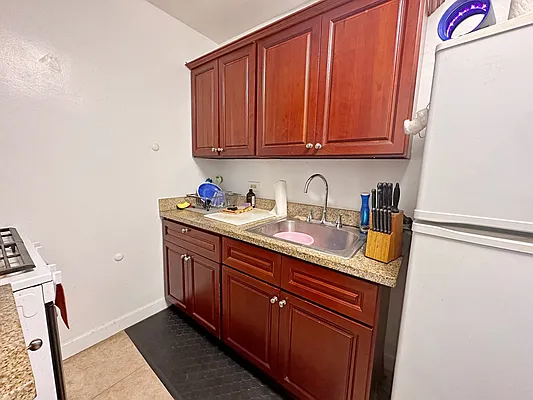 Rented by Brooklyn Property Group LLC | media 2