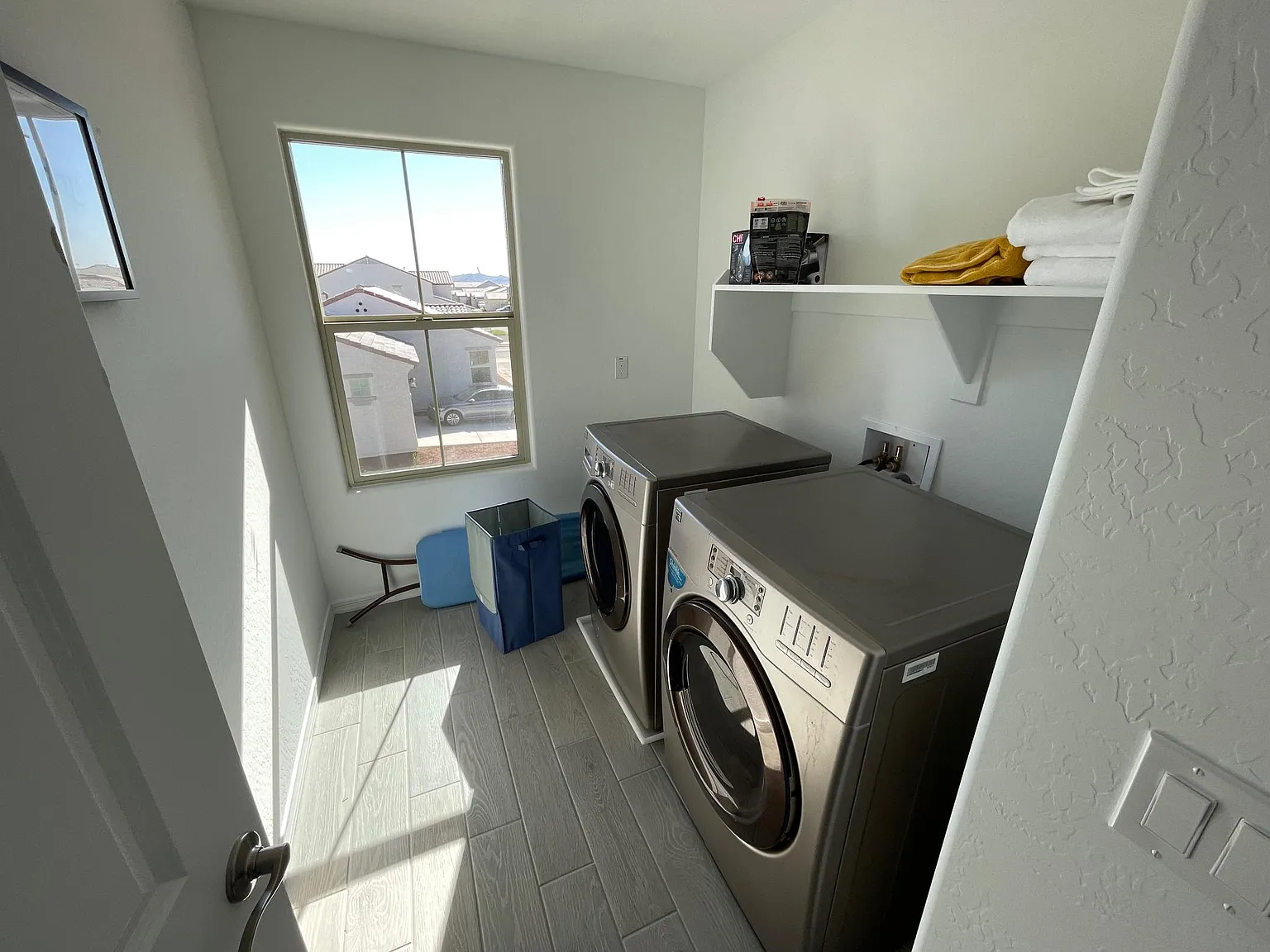 15152 W Sherman St — Photo 3