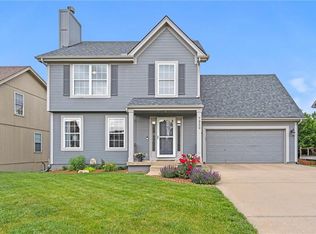 7322 N McKinley Ave, Kansas City, MO 64158