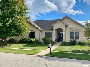 1350 Wyndmoor Dr, Rochester, IL 62563