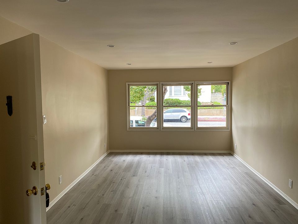 1st image of 2232 Montana Ave #B