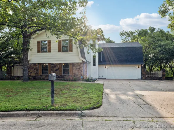 8629 Janis Ln, Tulsa, OK 74131