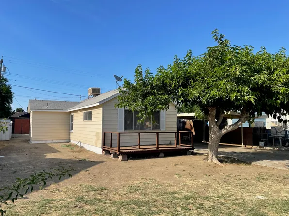 109 E San Joaquin Street, Avenal, CA 93204