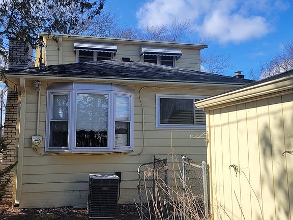 3rd image of 1129 11th St