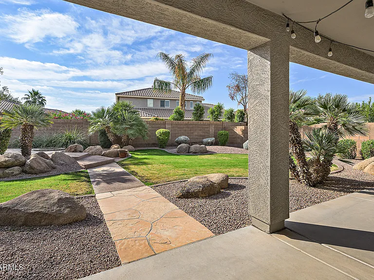 4129 E Clubview Dr — Photo 18