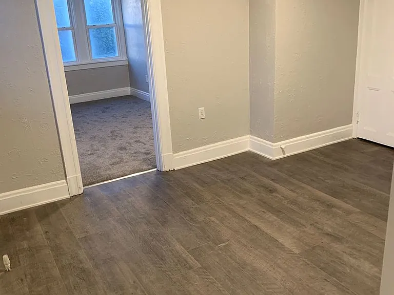 410 Marlow St — Photo 9