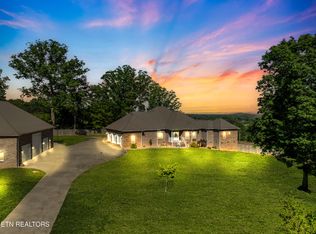 1228 Broaderick Blvd, Maryville, TN 37801
