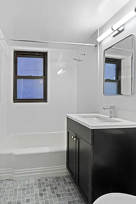 Sold by Compass | media 21