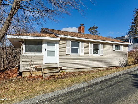 3rd image of 20 Profile St