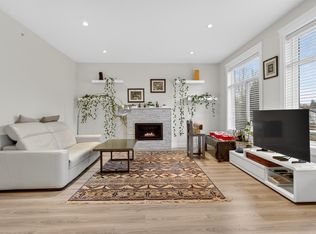 20180 Stanton Ave, Maple Ridge, BC V2X 0E5