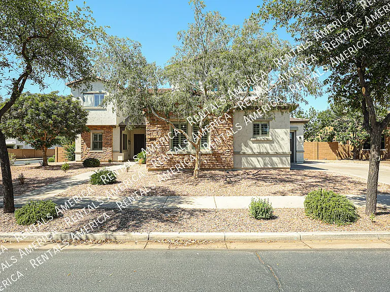 18676 E Braeburn Ln — Photo 8