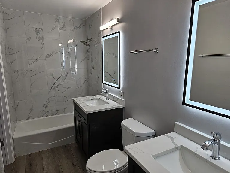Royal Grove Apartments — Photo 62