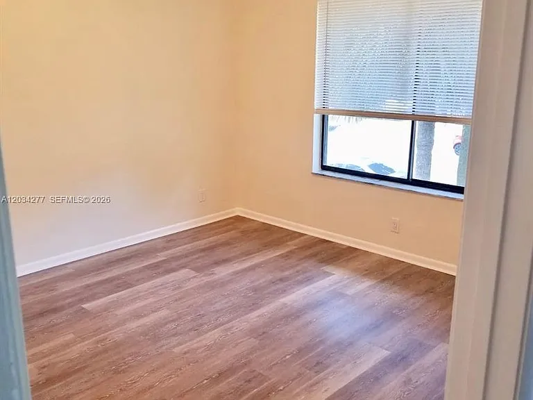 21950 Soundview Ter #209 — Photo 10