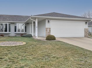 609 W Veterans Memorial Hwy, Kasson, MN 55944