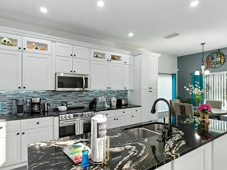 Cumbrian Lakes Dr — Photo 12