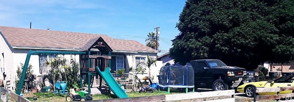 1st image of 1022 W Vesta St
