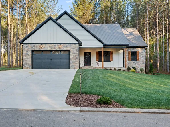 211 Mountain View Cir, Ocoee, TN 37361