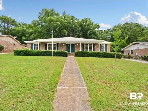 2493 Royal Carriage Dr, Mobile, AL 36695