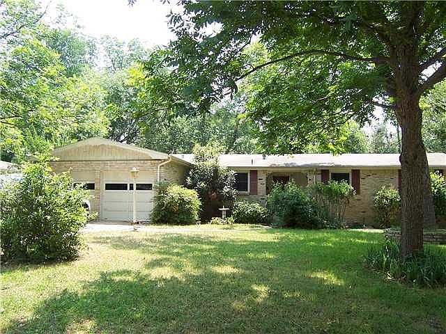 1st image of 5803 Woodview Ave