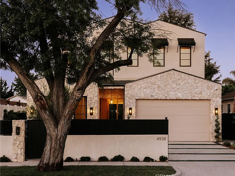 4940 Hesperia Ave — Photo 35
