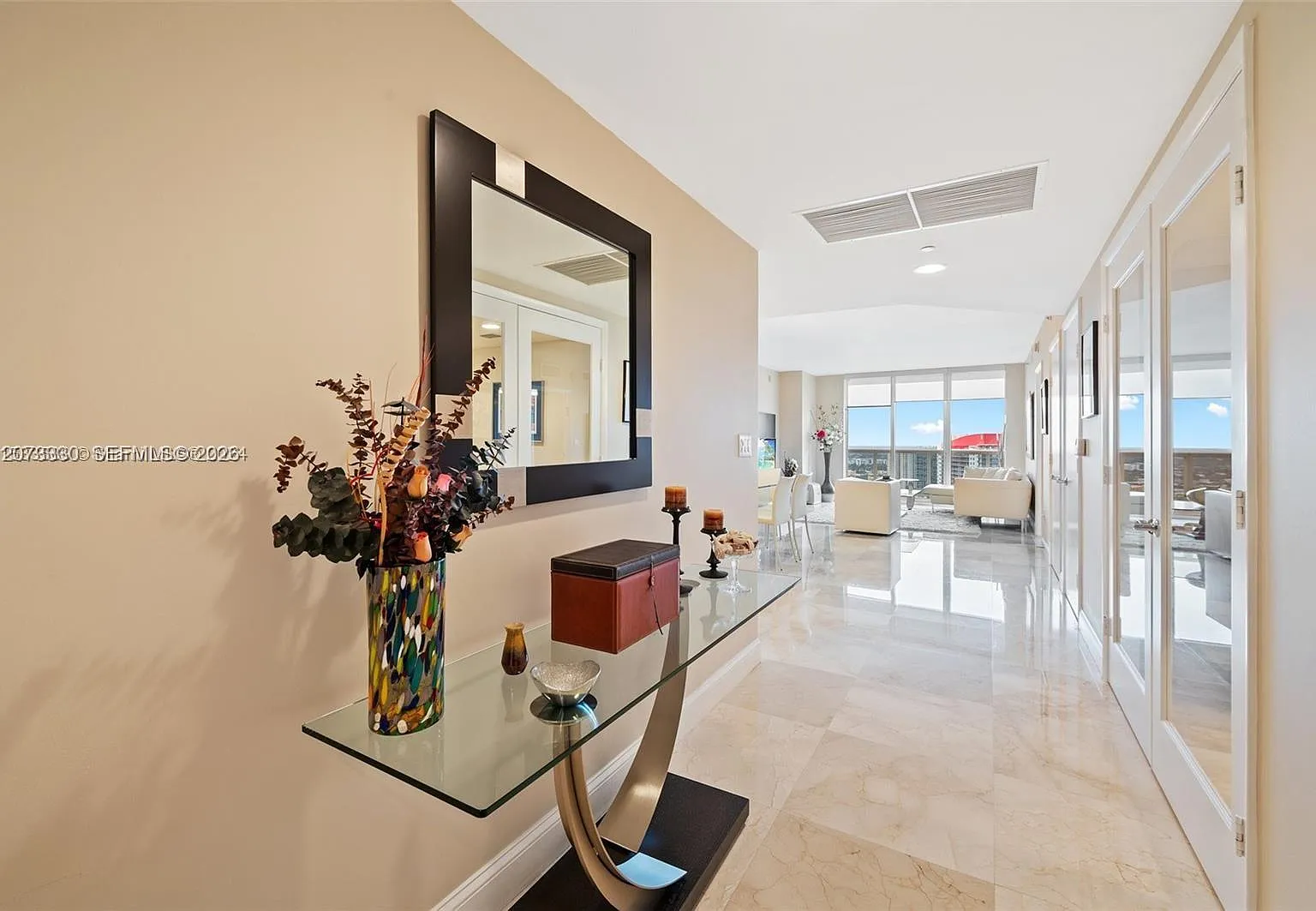 Beach Club Condo — Photo 3