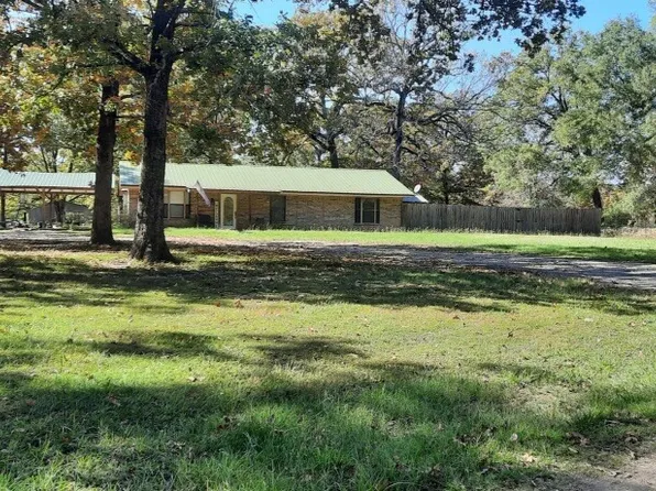 147 County Road 1485, Bogata, TX 75417