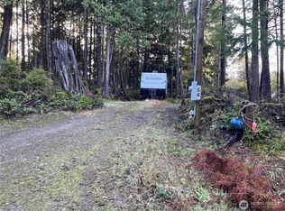56 Rainbow Ln, Pacific Beach, WA