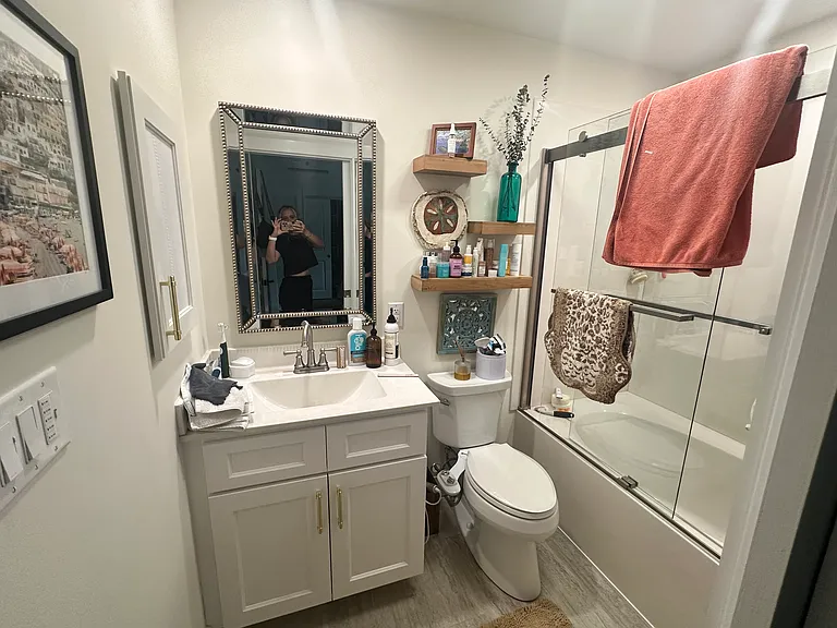 329 Nottingham Blvd — Photo 5