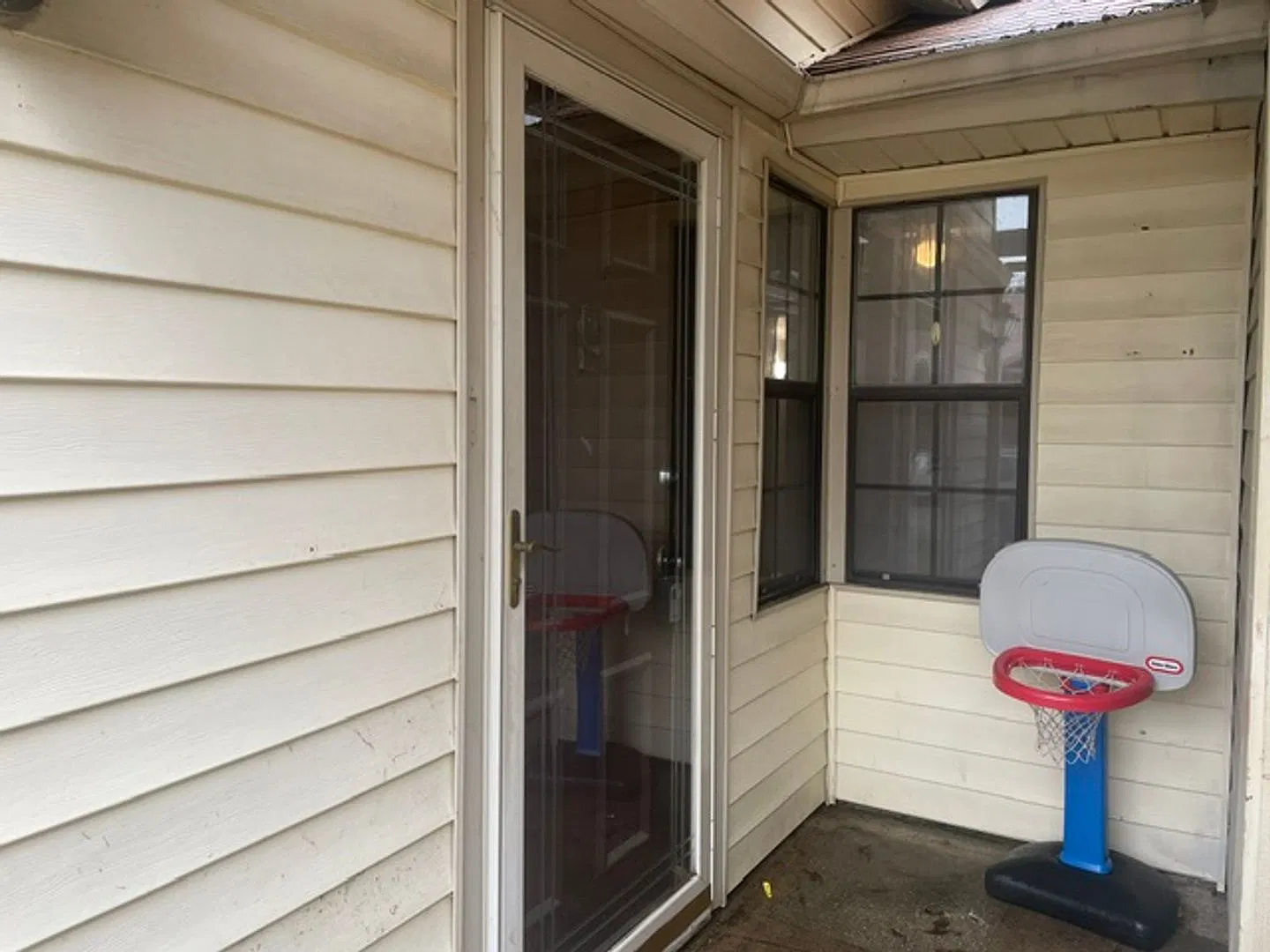 2440 Sunflower Drive — Photo 3