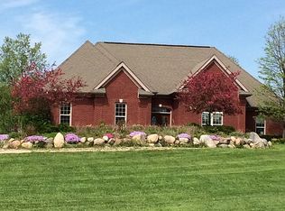 9009 Tindall Rd, Davisburg, MI 48350