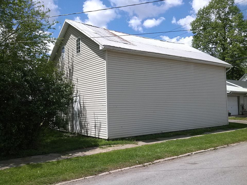 2nd image of 601 Dickey Ave