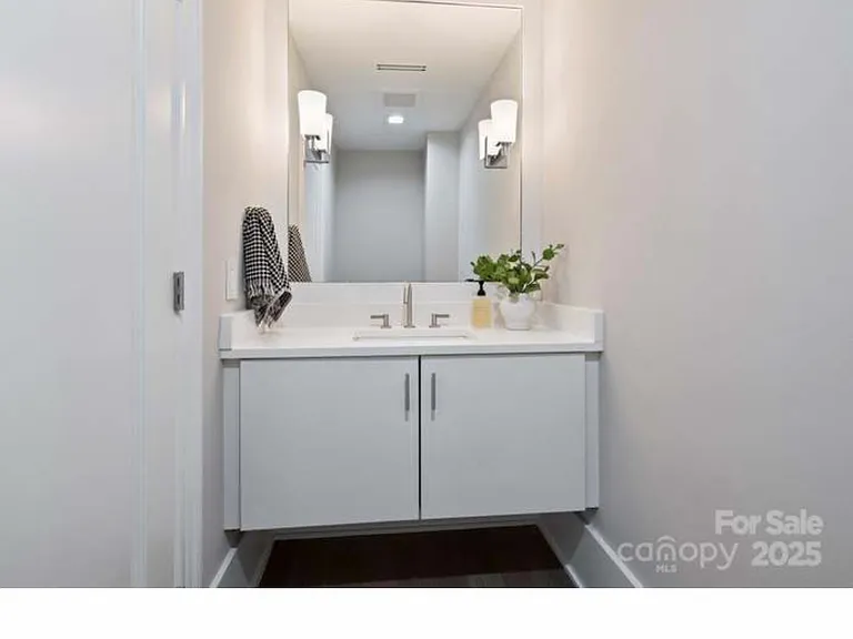 315 Arlington Ave #2302 — Photo 14