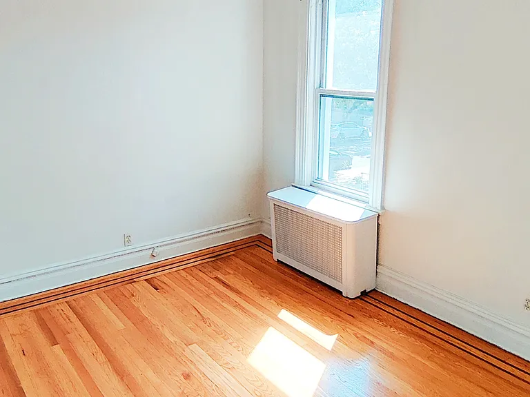 0 Lydig Ave — Photo 5