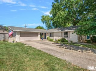 17 Iroquois St, Springfield, IL 62711
