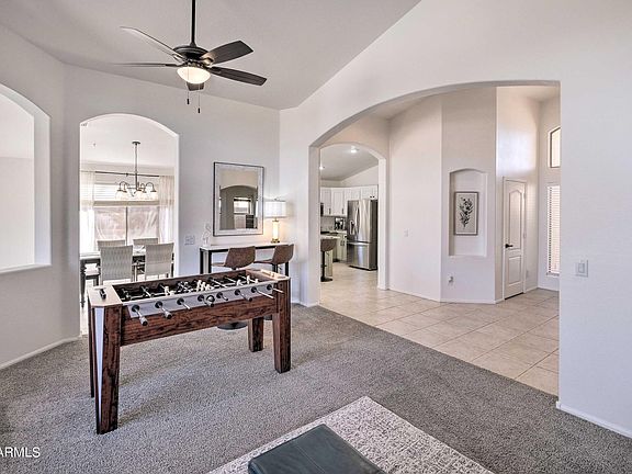 5th image of 490 E CLAIRIDGE Drive
