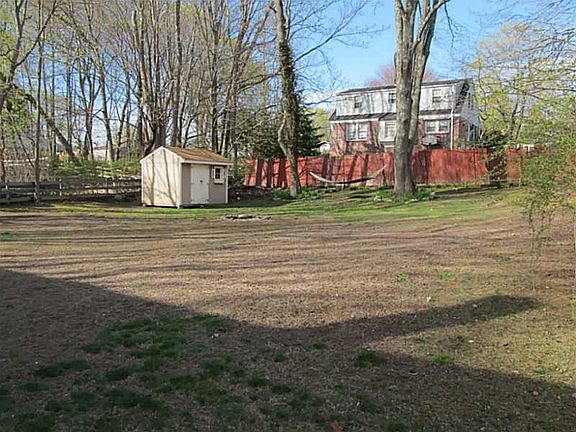 4th image of 957 Greenville Ave