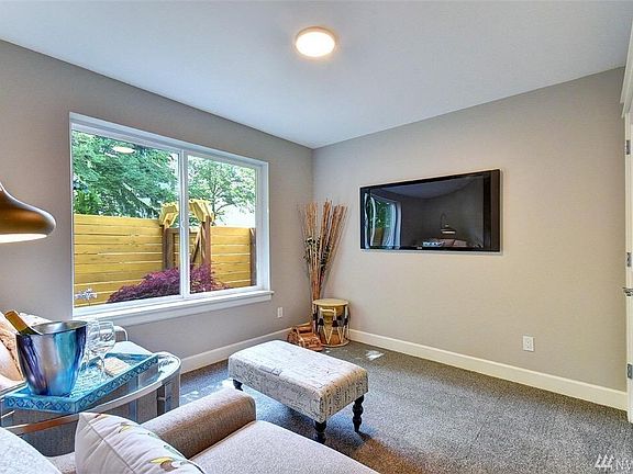 4th image of 12018 15th Ave NE