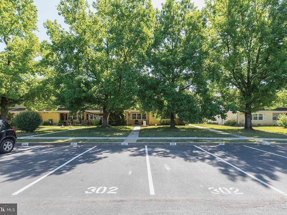302 Carlyn Ct, Downingtown, PA 19335 | Zillow