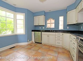 542 N West End Blvd, Cape Girardeau, MO 63701