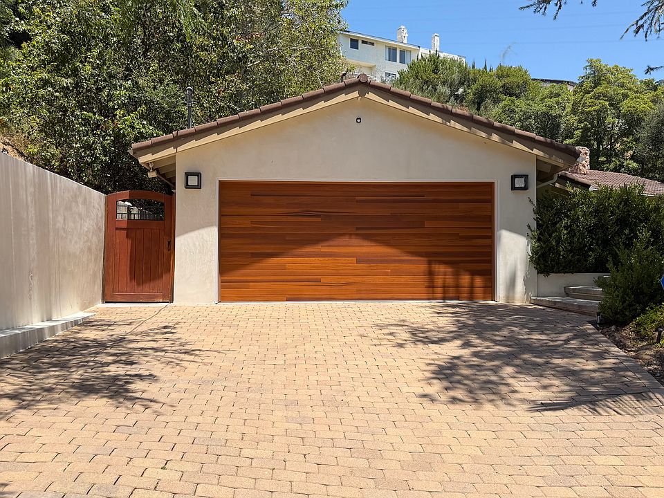 1st image of 1385 Greenmont Dr