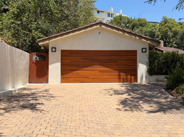 1385 Greenmont Dr