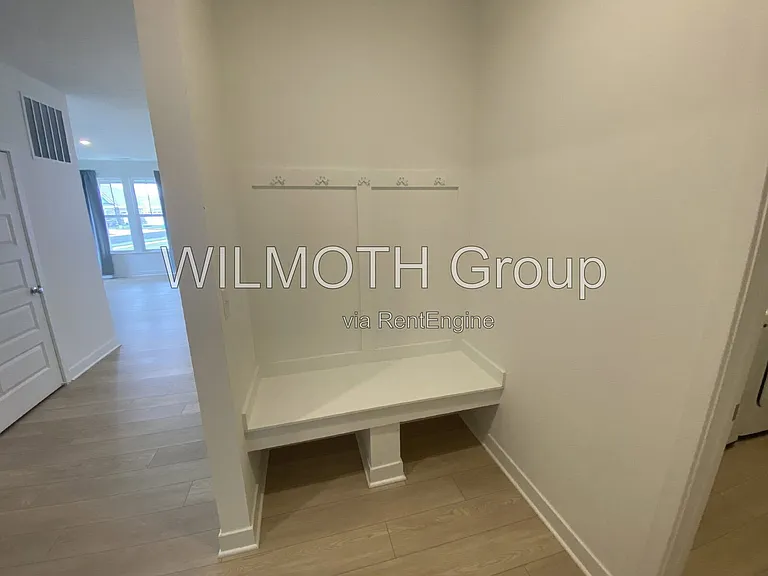 5102 Astor Way — Photo 19